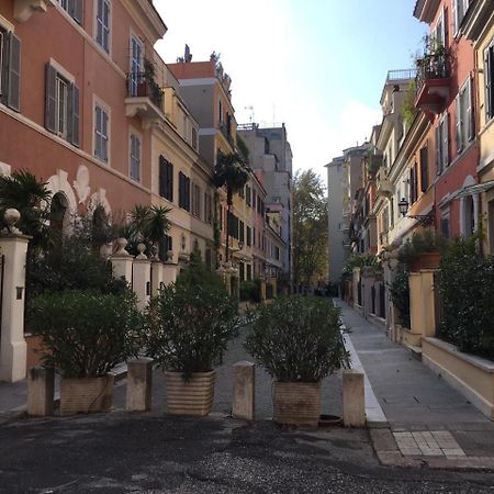 Face To Face House Bed & Breakfast Rome Bagian luar foto